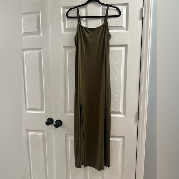 NWT Naggoo Women's High Slit Spaghetti Straps Maxi Dress Large - Picture 3 of 13